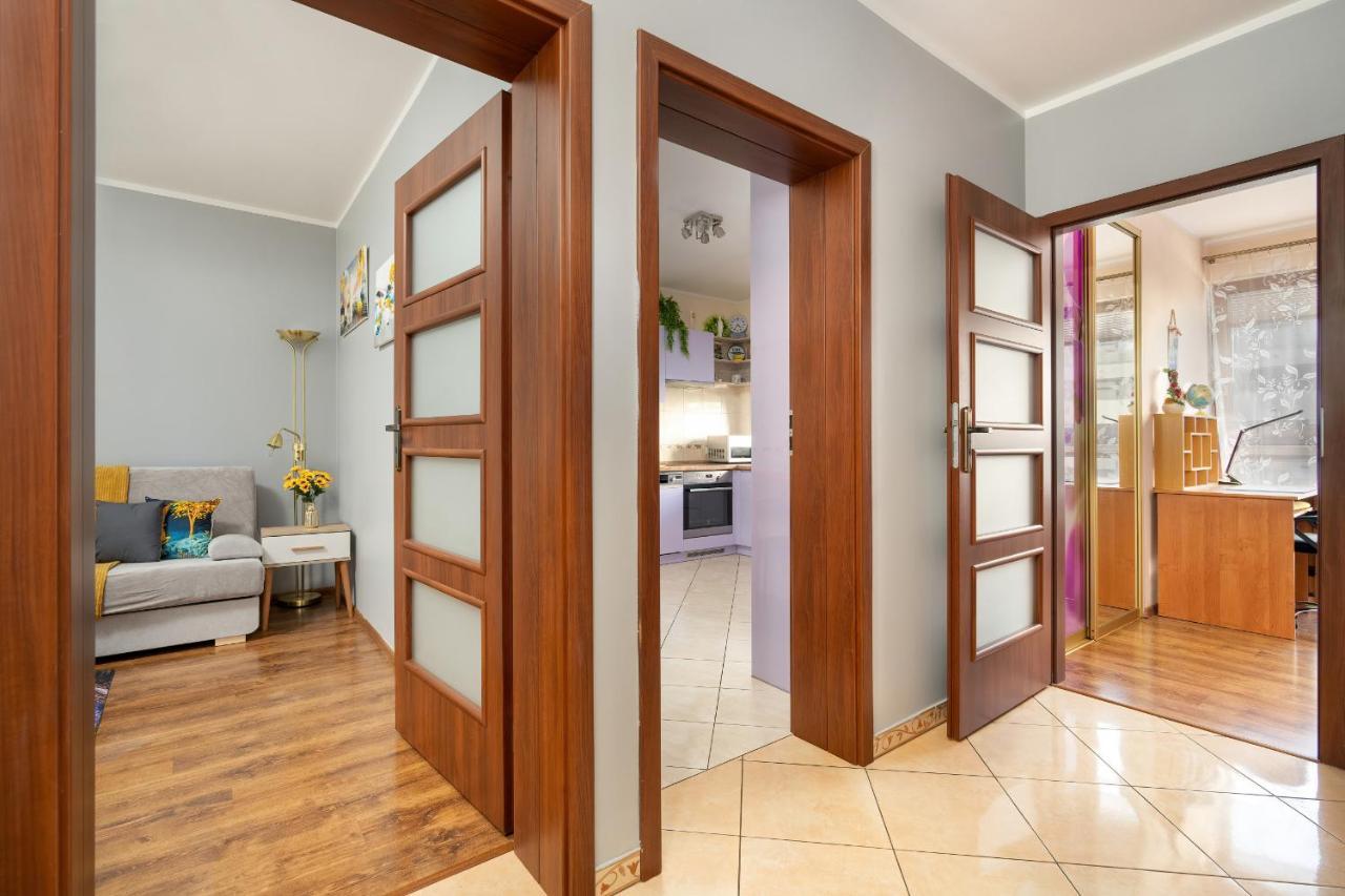 Comfortable Wojskowa Apartment By Noclegi Renters พอซนาน ภายนอก รูปภาพ